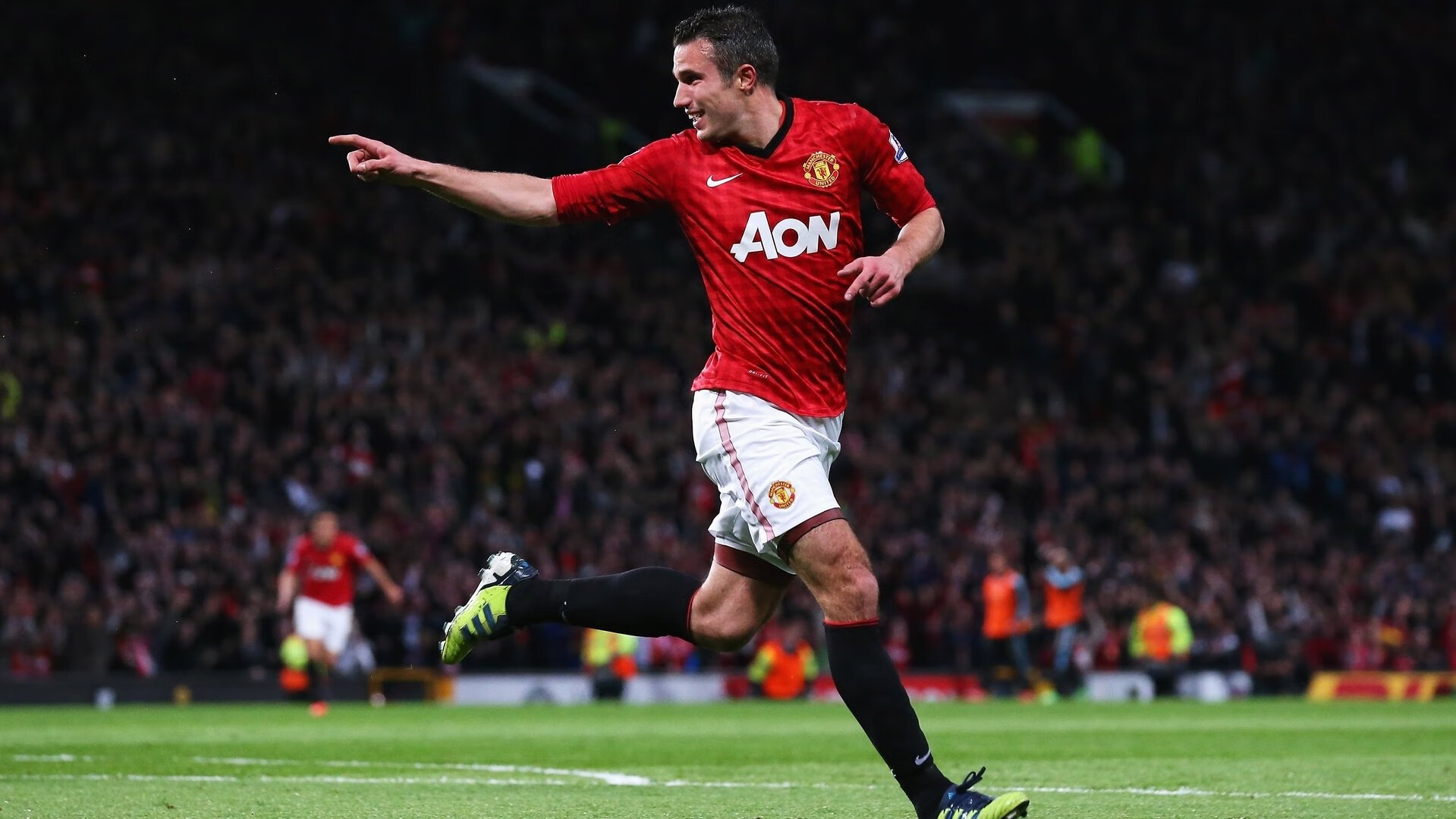 F1年度争冠之夜，贝林厄姆状态火热，赛道与绿茵场的双星交响