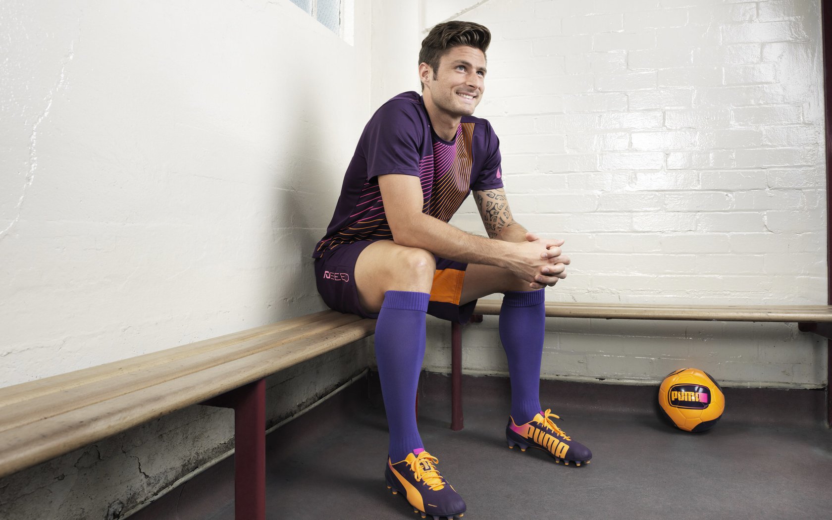 浓眉如山，太阳焚城，当压制美学主宰赛场